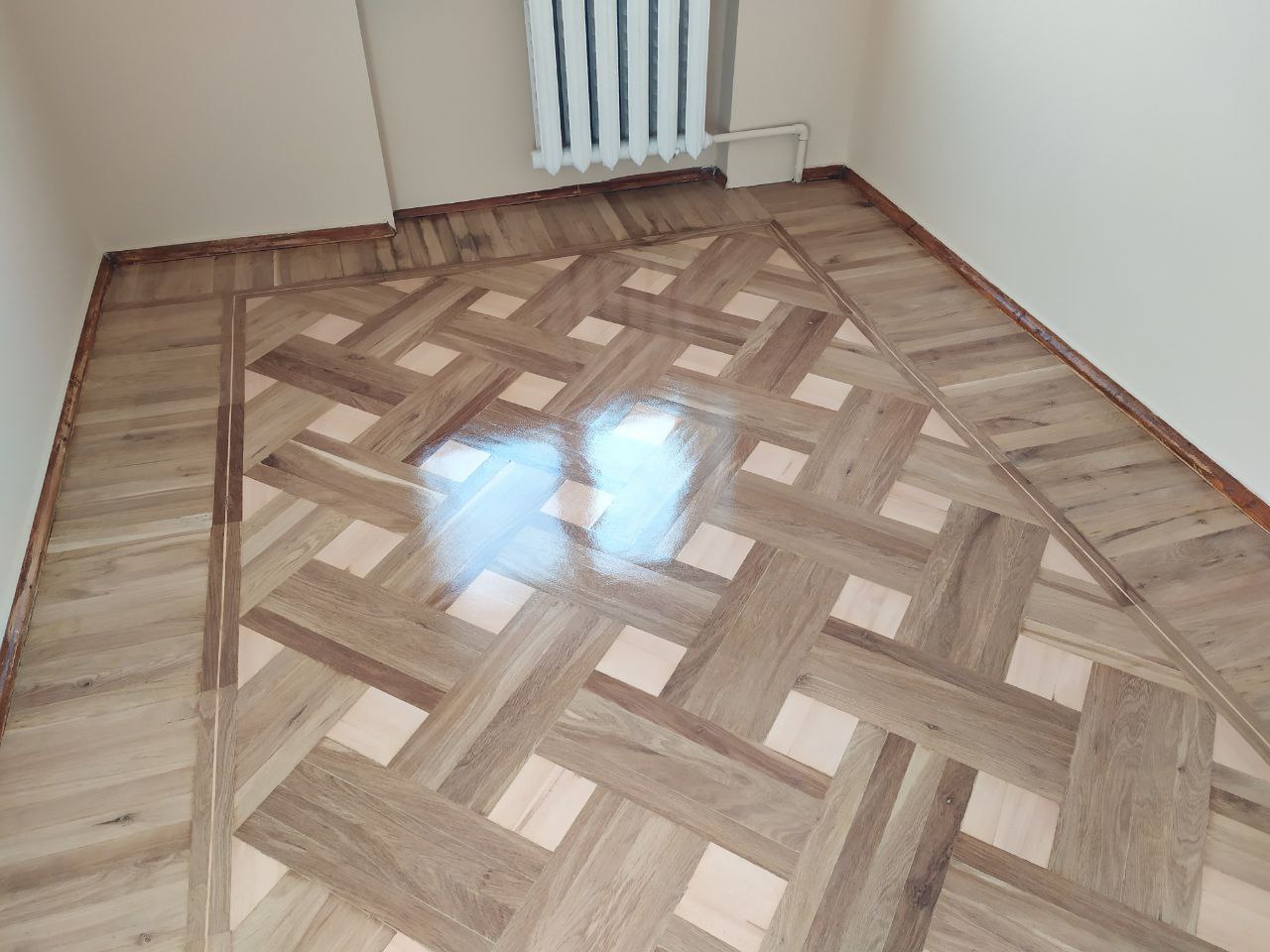 Лакировка паркета в Харькове