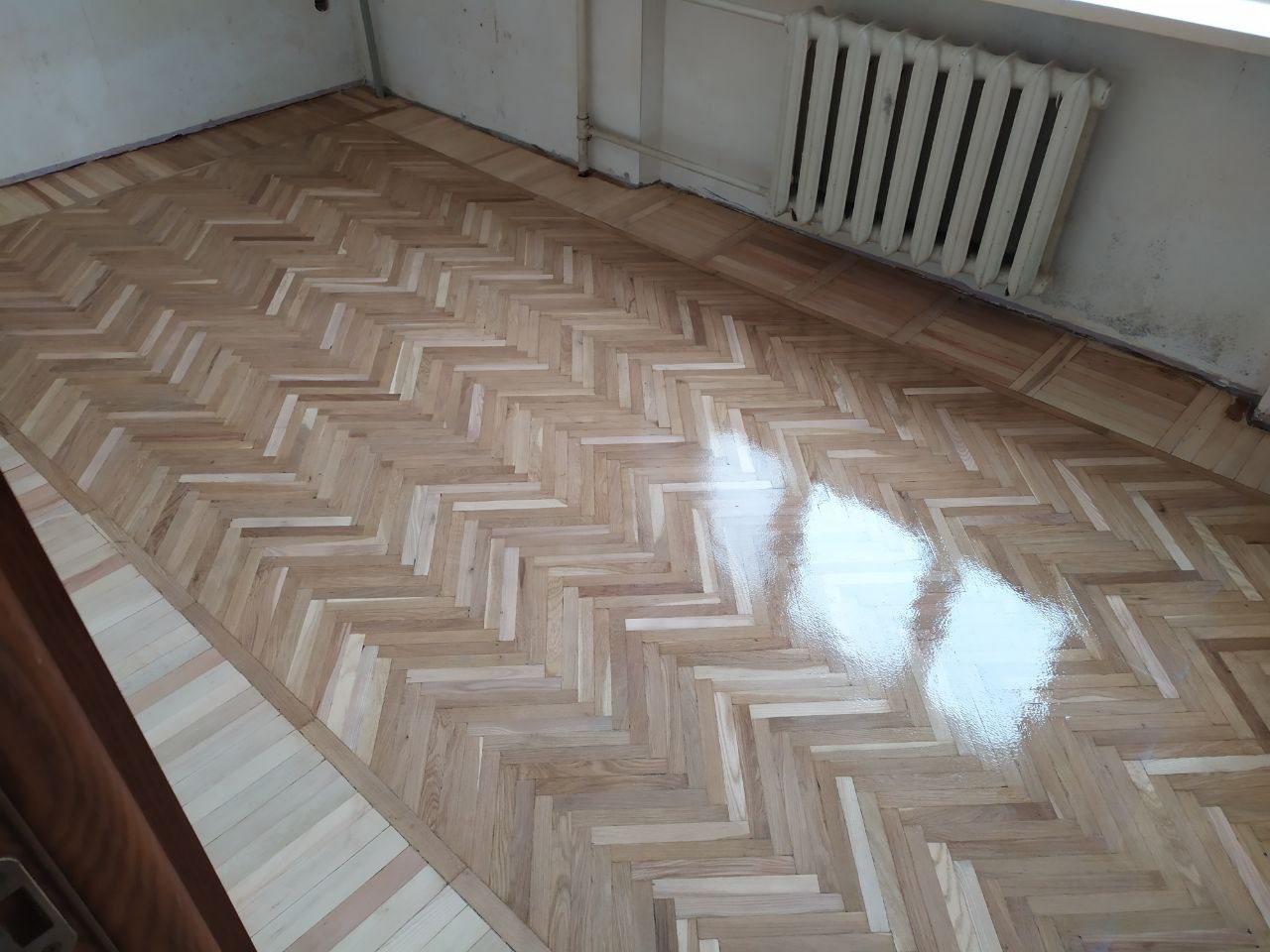 Лакировка паркета в Днепре